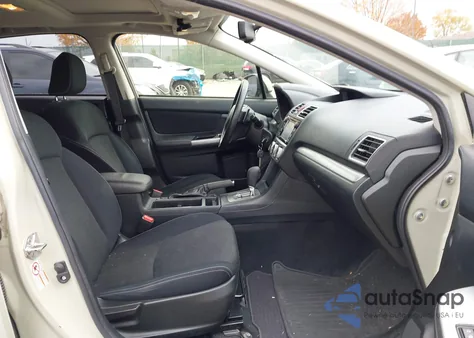 2015 Subaru Xv Crosstrek 2.0I Premium z USA, uszkodzony, nr VIN JF2GPADC7F8278846